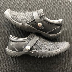 NWOB JSport by Jambu Blair Memory Foam Sz 6.5